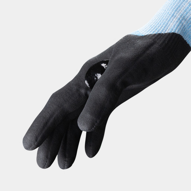Side view of the Helix 3023 durable work gloves, showcasing the reinforced thumb saddle.