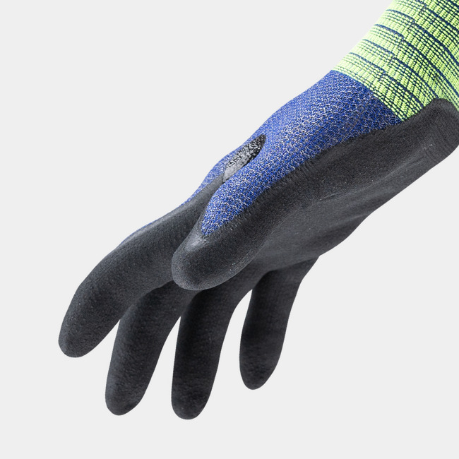 Side view of Helix 3051 HexAir gloves showcasing where the seamless knit meets the coating.